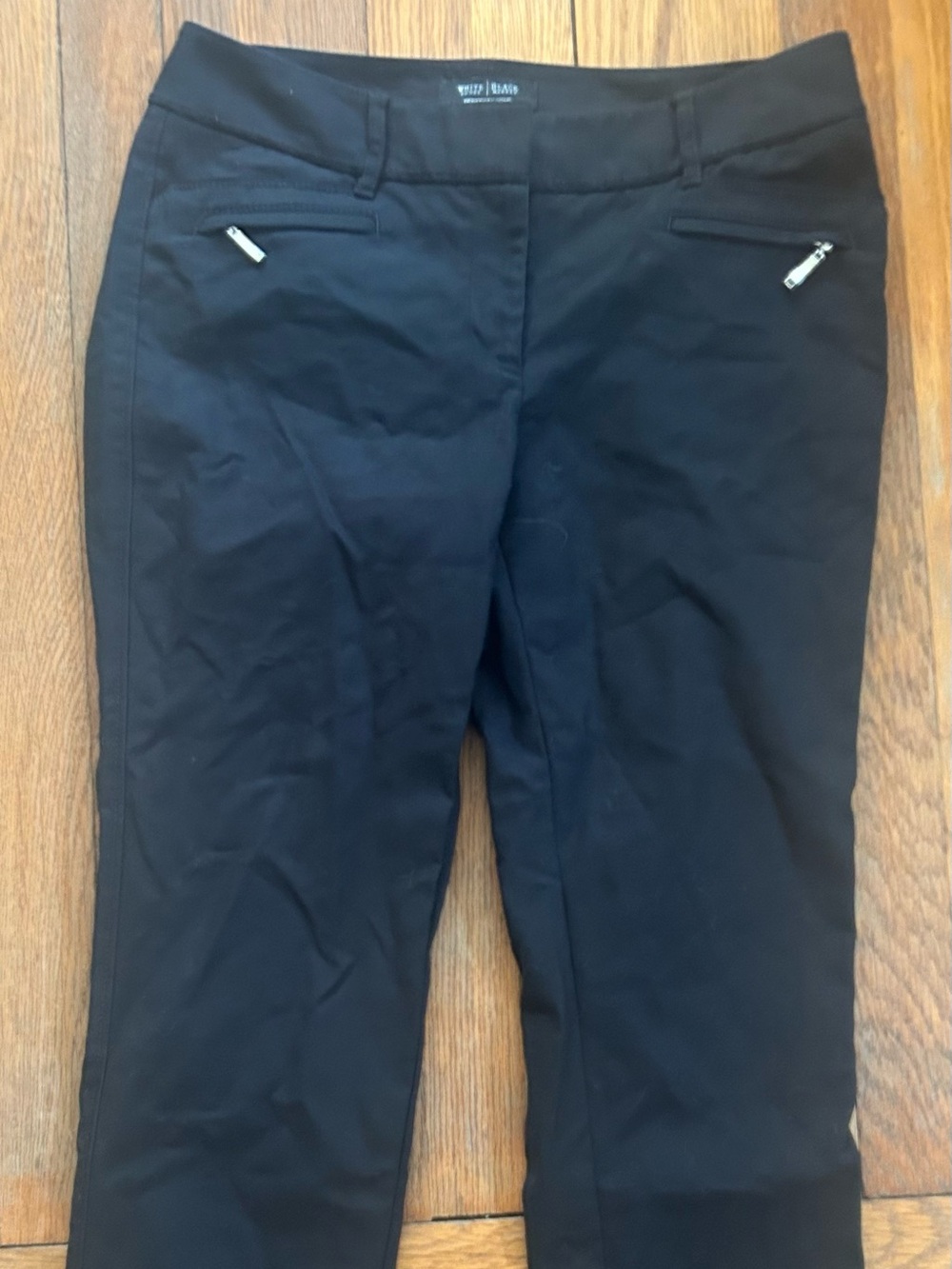 White House Black Market Black Ankle crop pants size 4